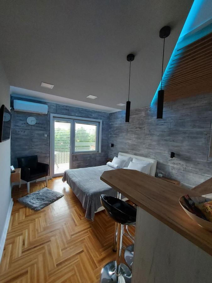 Apartman Studio Milica I Σουμπότικα Εξωτερικό φωτογραφία